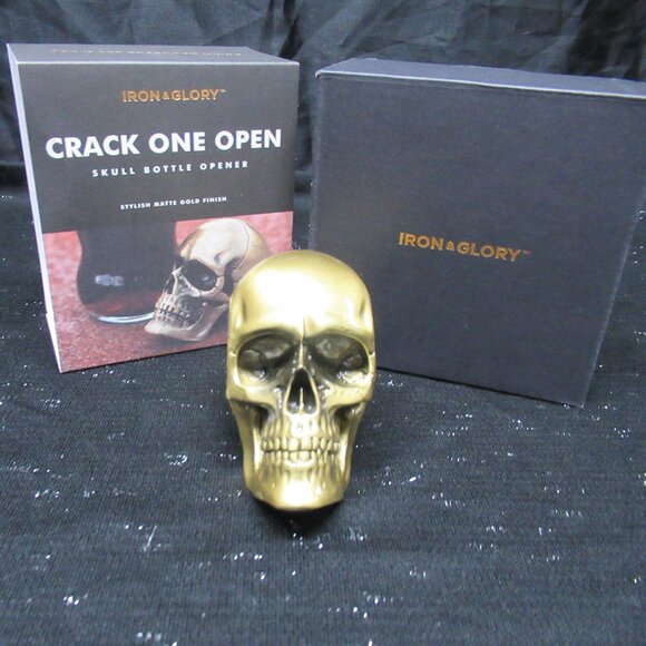 Iron & Glory Heavyweight Metal Skull Bottle Opener - Picture 4 of 10